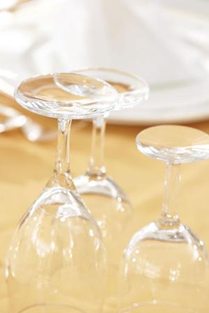 簡単に結婚式のプロフィールビデオを制作